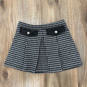 Nicole Miller Black and White Houndstooth Skirt 18 Month